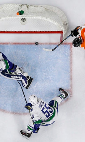 Giroux's shootout goal leads Flyers over Canucks 5-4 (Jan 12, 2017)